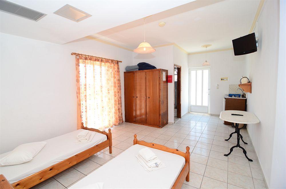 Athina Apartments Zakynthos Exterior foto